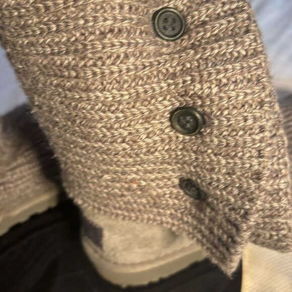 UGG Women’s Classic Cardy Knee High Sweater Boots Sz 7 Charcoal Gray Cozy Knit - Picture 6 of 10